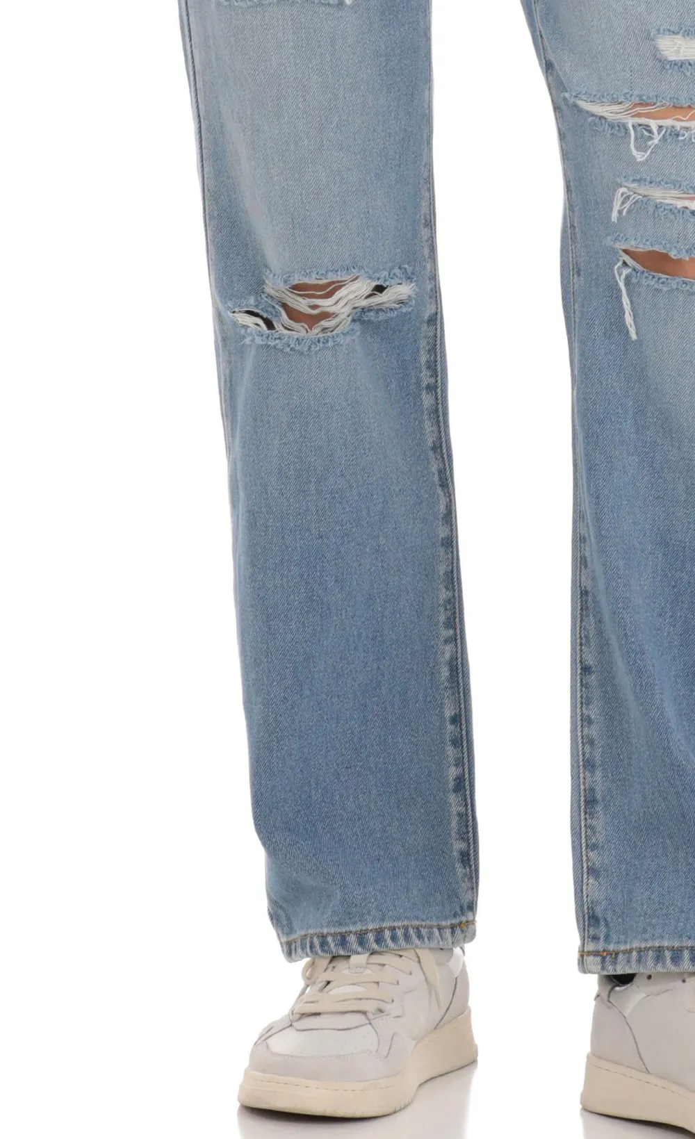 Distressed Jeans in Light Denim