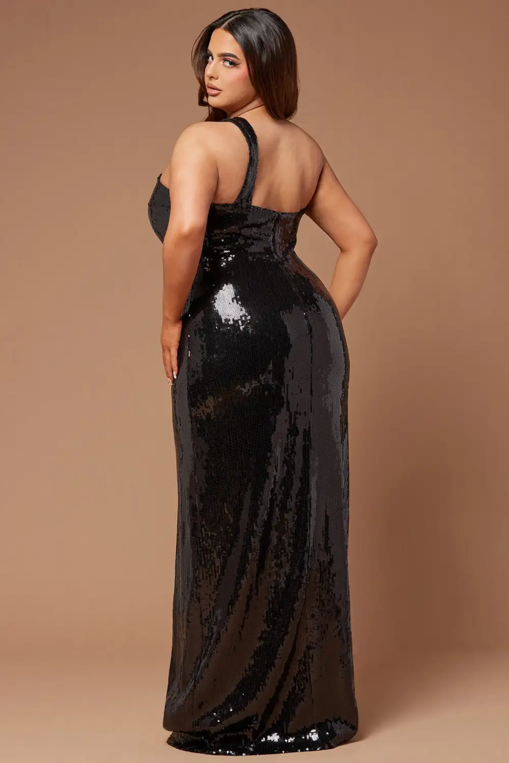 Aamira Sequin Gown - Black