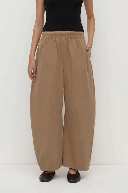 Dark Tan Voluminous Cotton Barrel-Leg Pant