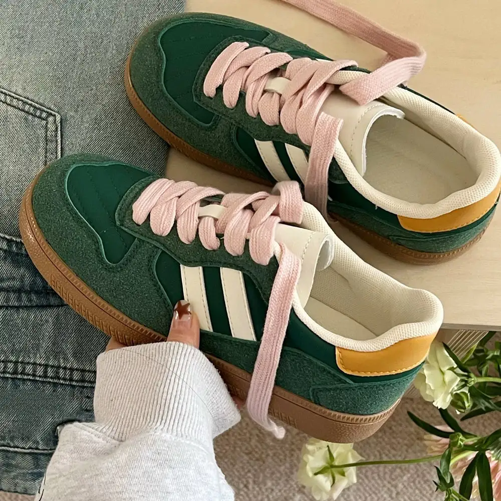 Saturday School Sneakers In Green