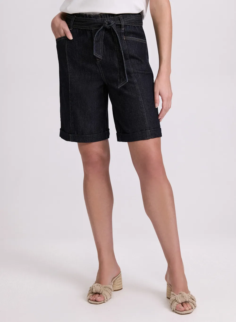 Wide-Leg Denim Shorts With Large Pockets