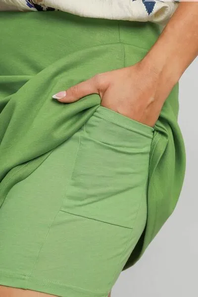 Pocket Full Skort