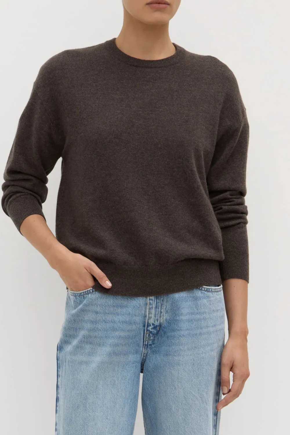 Ribbed Mouth Loose Sweater
