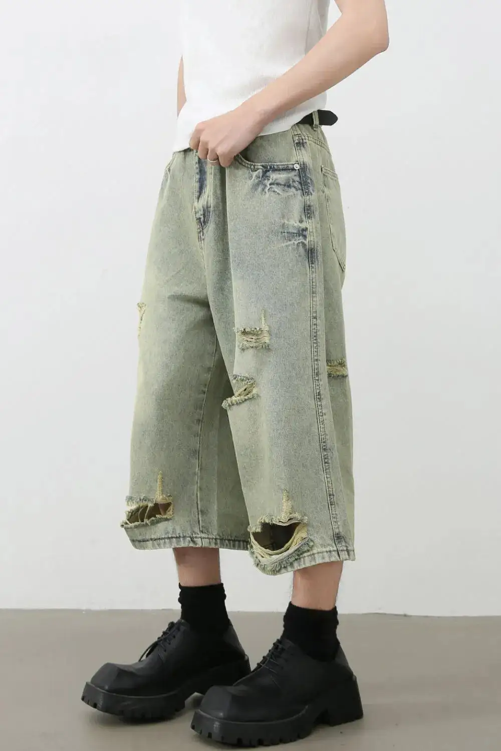 Relaxed Cotton Blend Casual Shorts