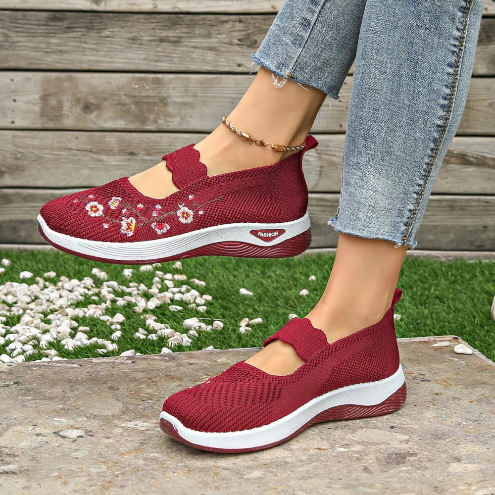 Old Beijing Cloth Shoes Soft Sole Comfortable Middle-Aged and Elderly Mom Shoes