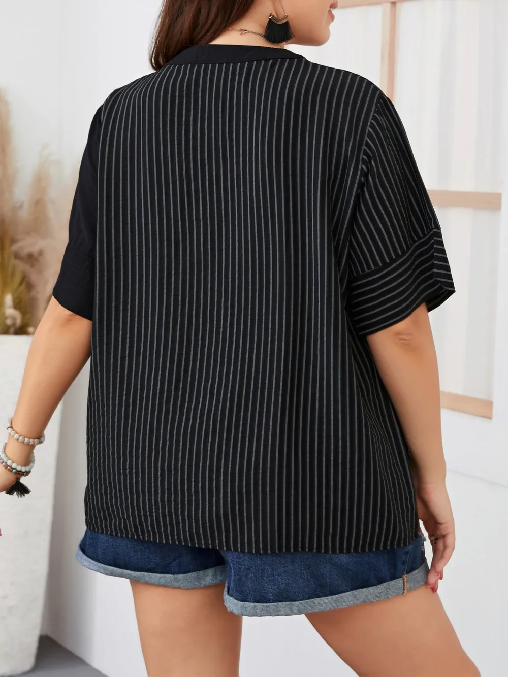 Hot Striped Short Sleeved T Shirt