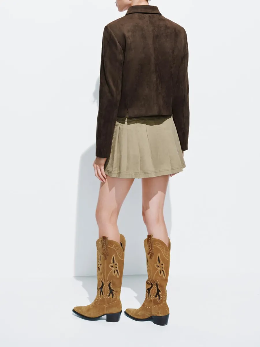 A Casual Brown Tweed Jacket With A Large Lapel For Ladies