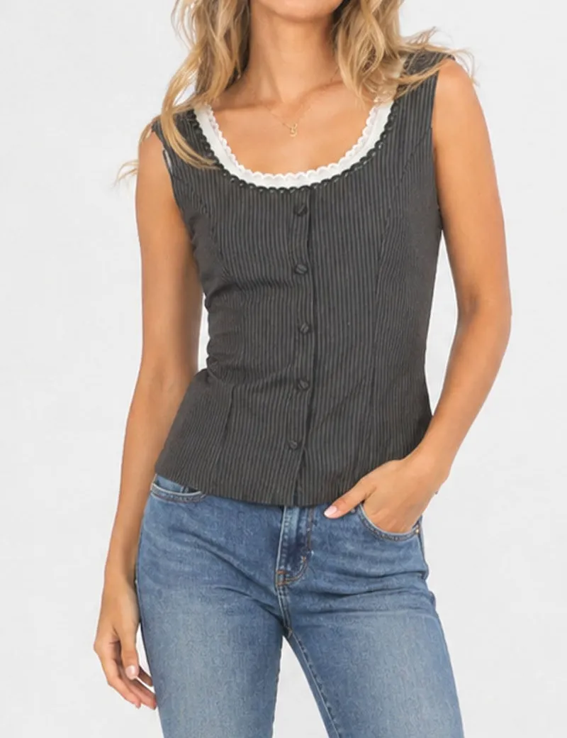 Chic Lace Trim Button Front Sleeveless Tank Top