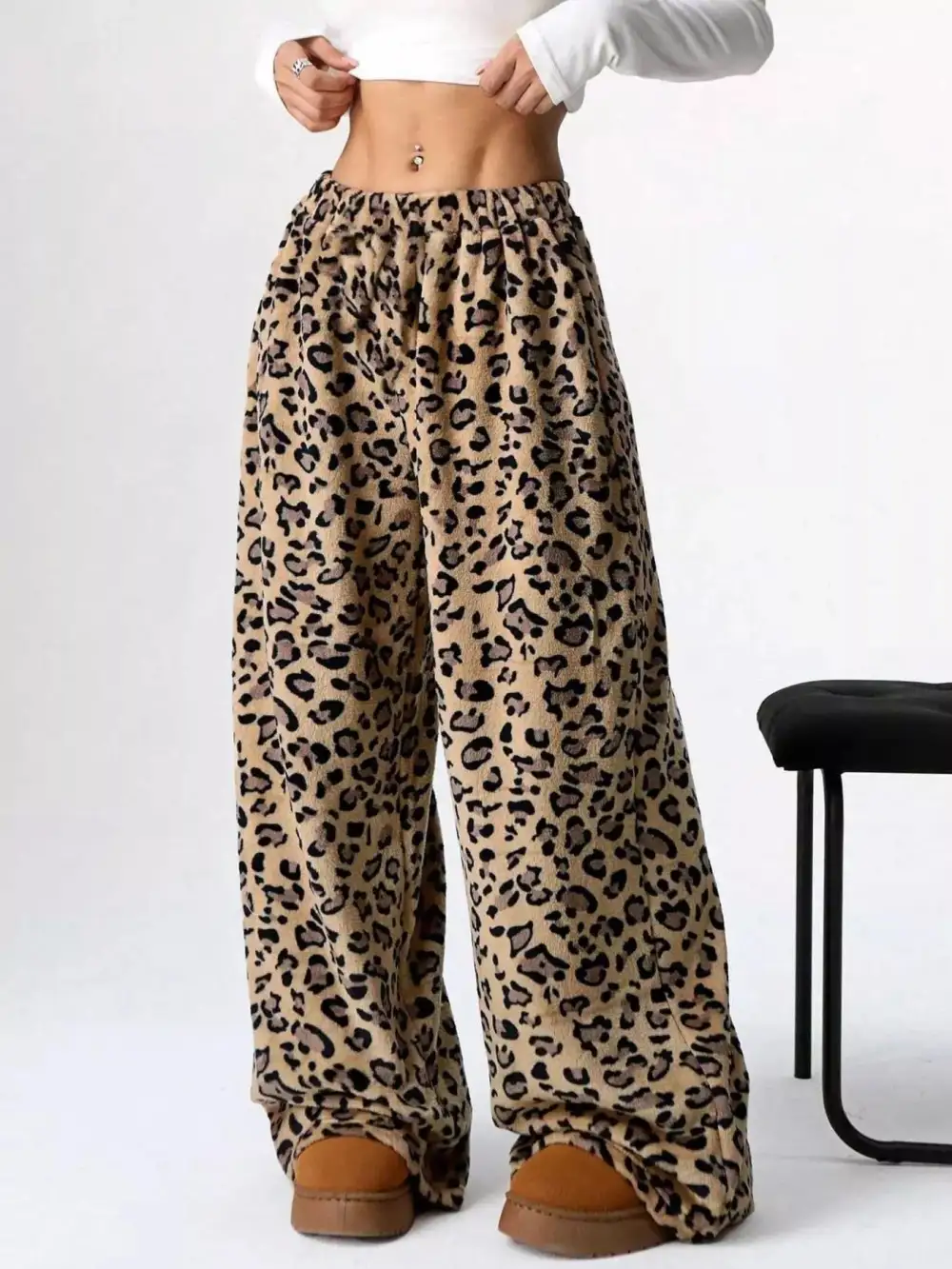 Relaxed Drawstring Wide Leg Pants