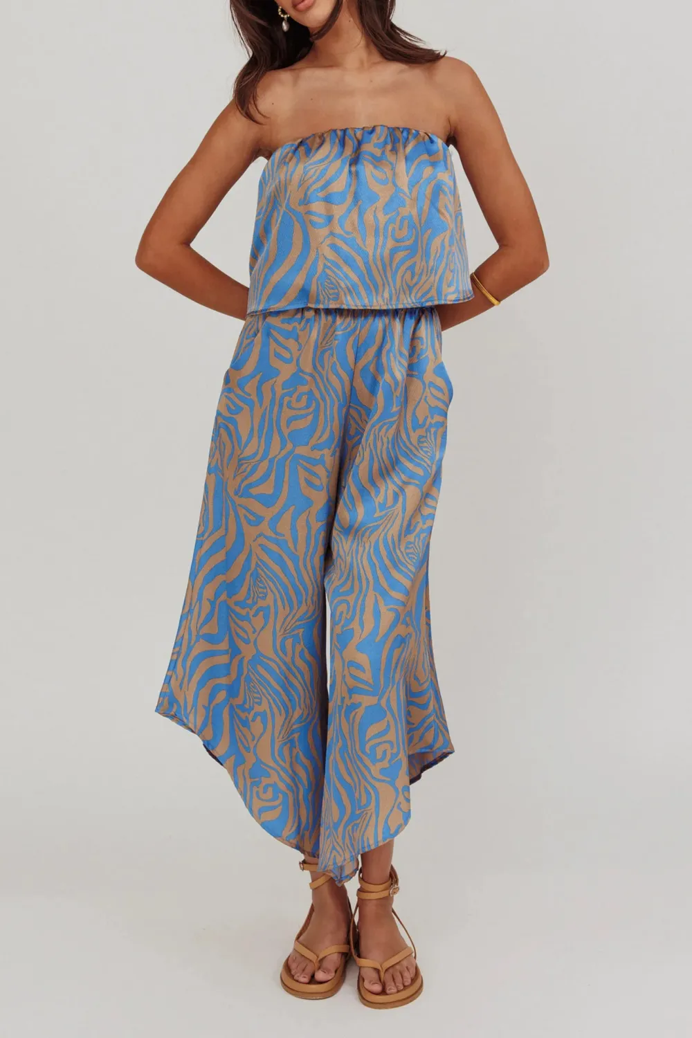 Artistic Loose Sleeveless Off-Shoulder Jumpsuit