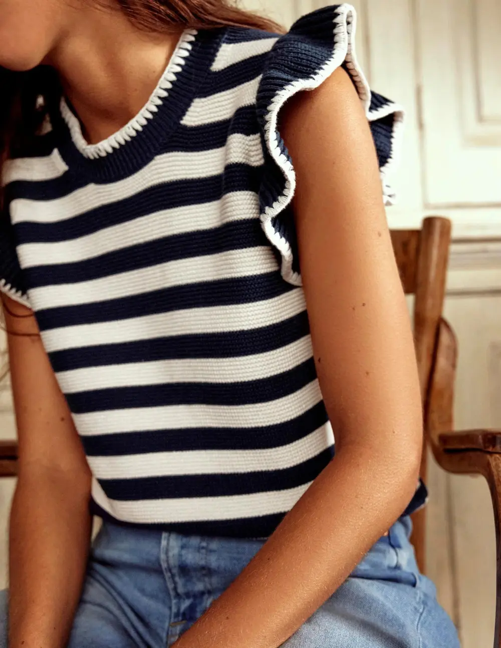 Regular Stitch Detail Vest