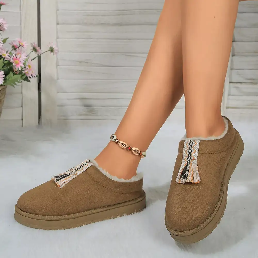 Refined Round Toe Platform Slippers