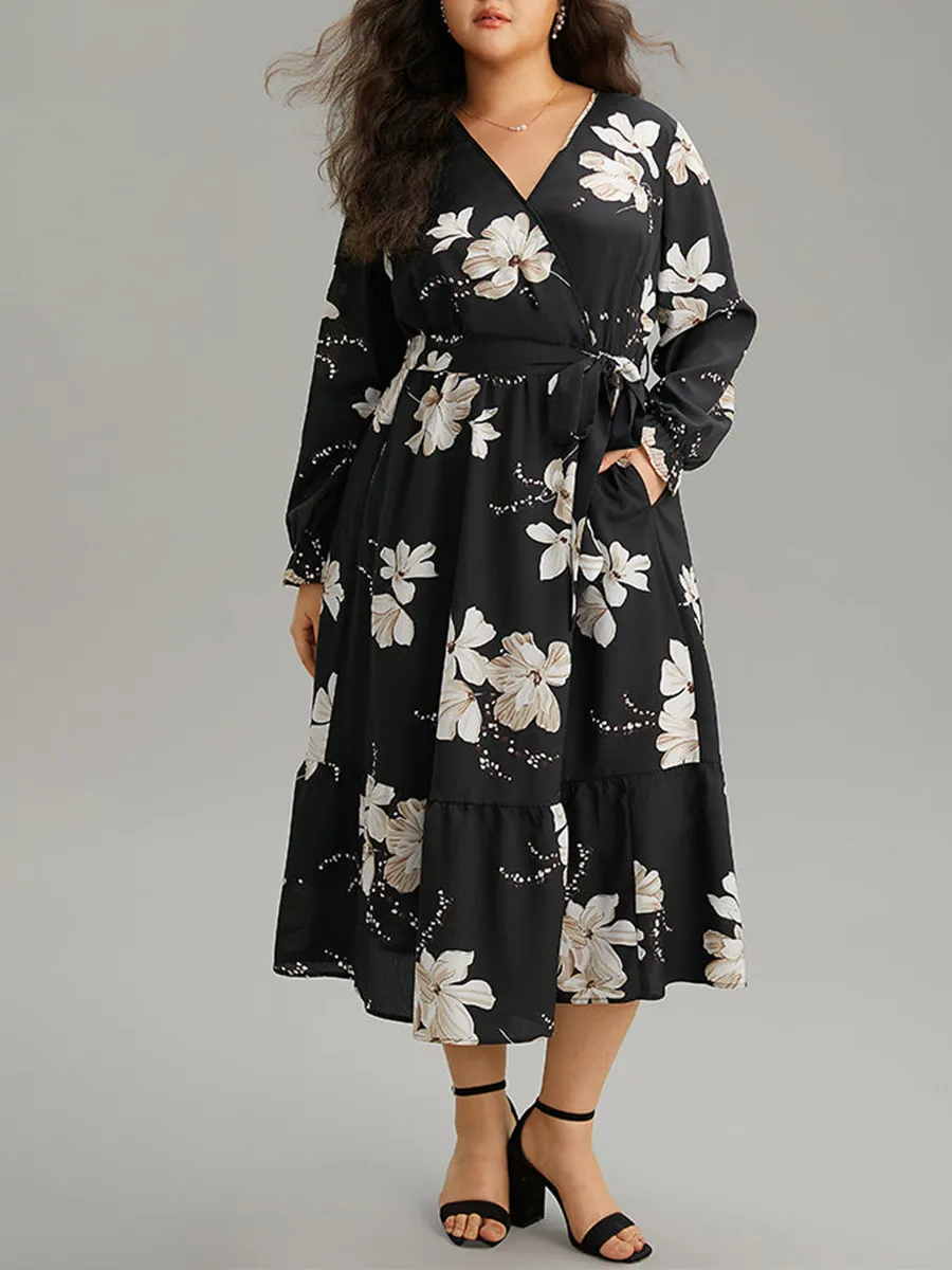Elegant Senior Waist Slimming Cross Neckline Dresses Have