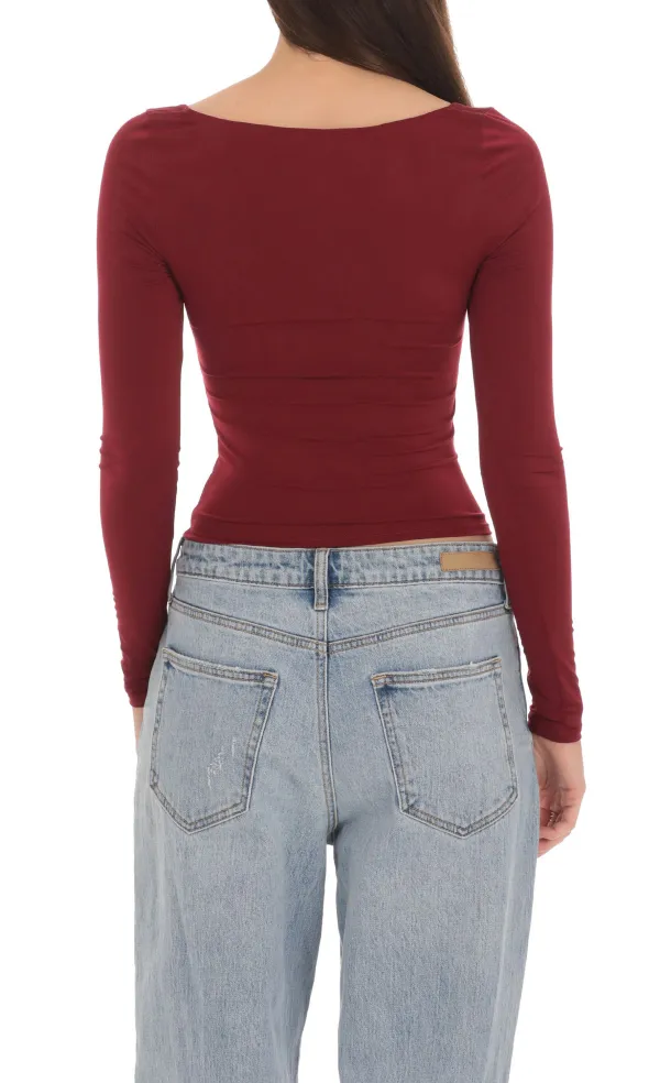 Fitted Long Sleeve Top In Maroon