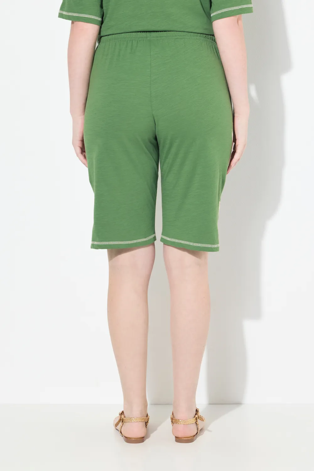 Color Blocking Loose Shorts