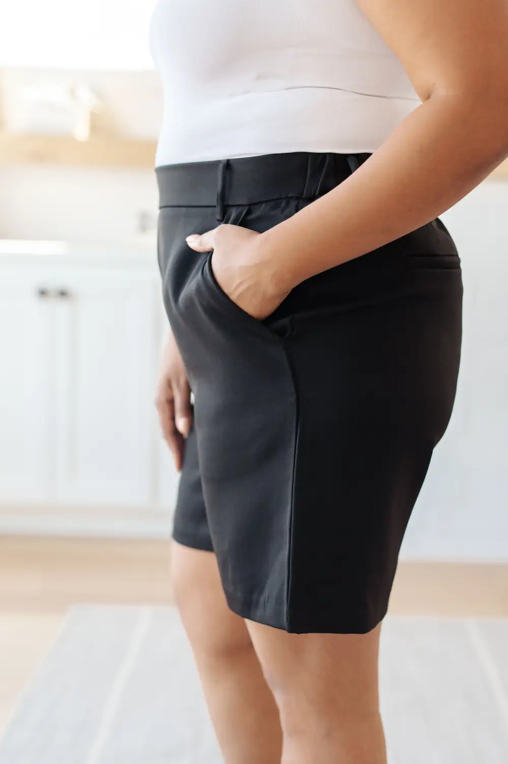 Relaxed Simple High Waist Shorts