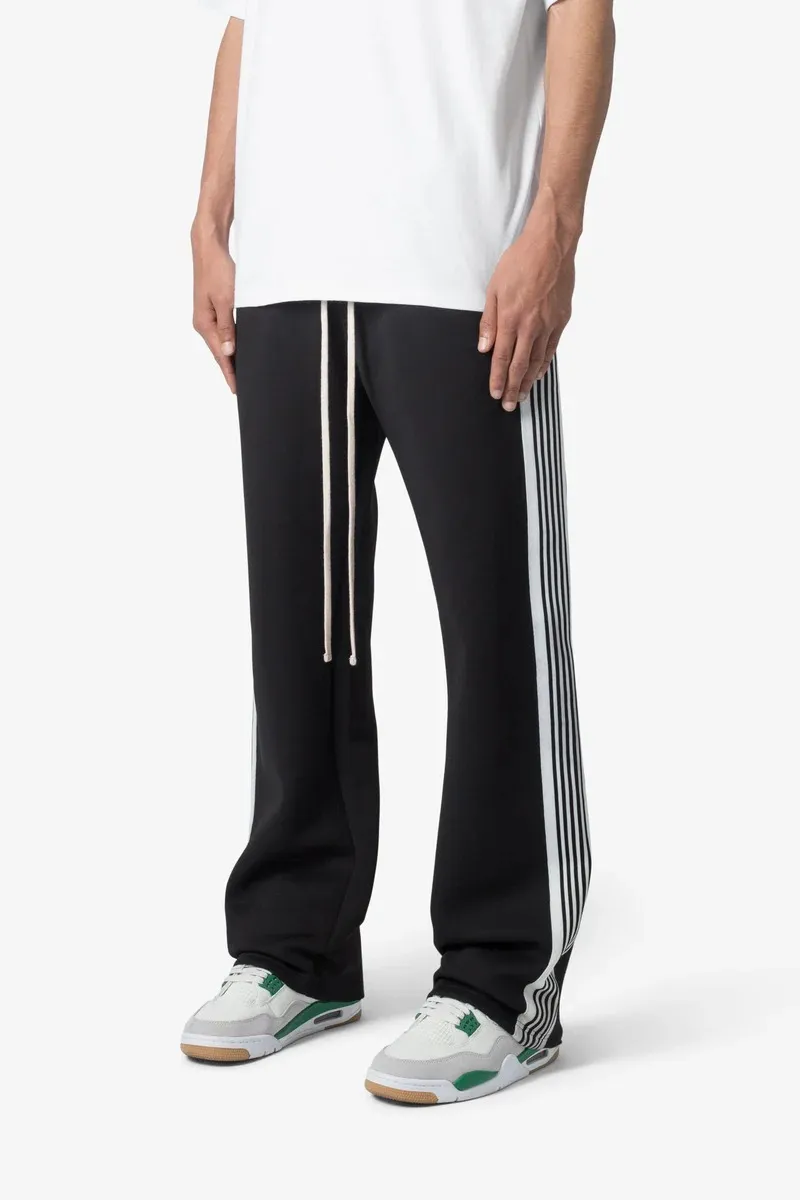JET BLACK STRIPE ACCENTED SWEATPANTS