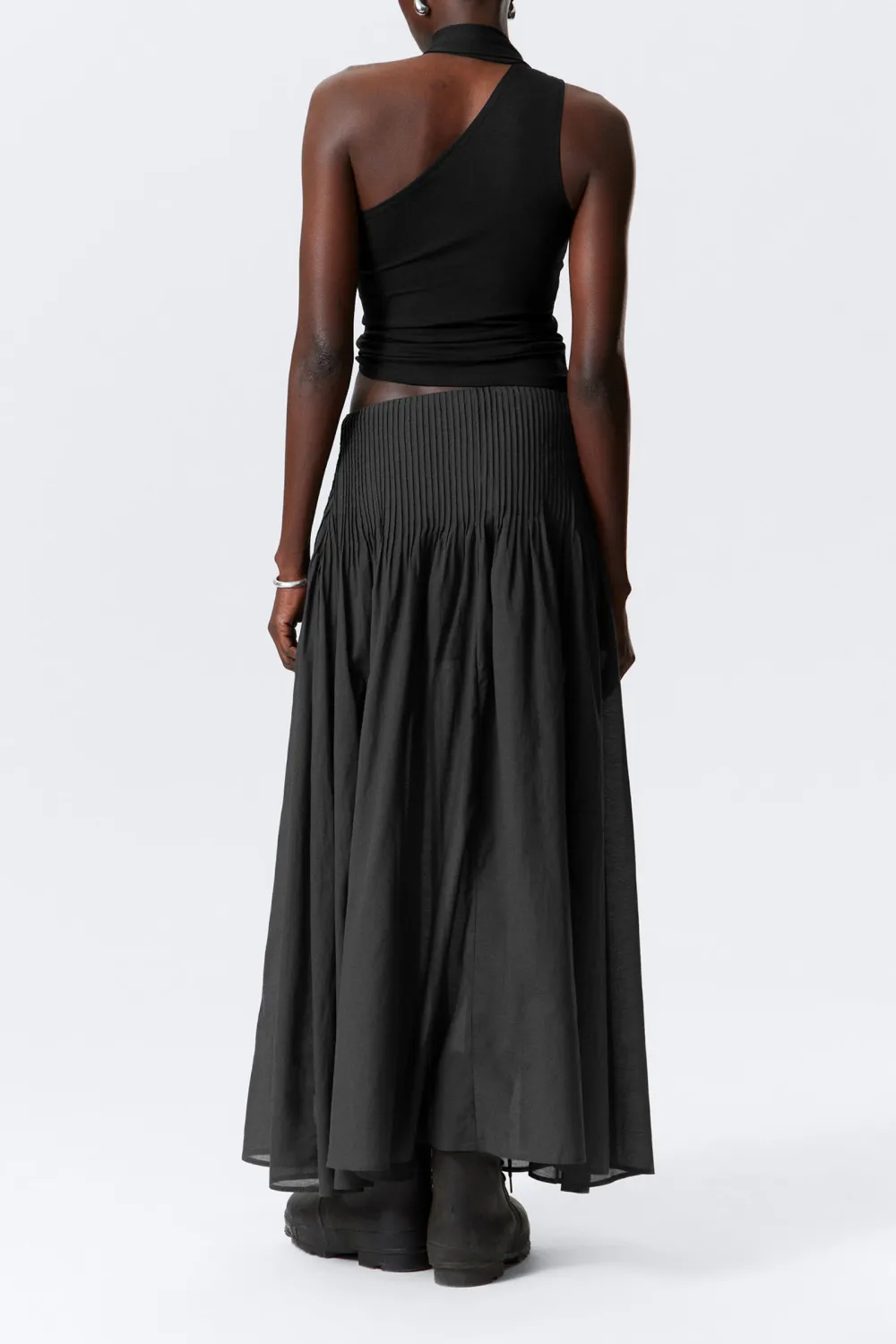 Pleated Detail Maxi Skirt
