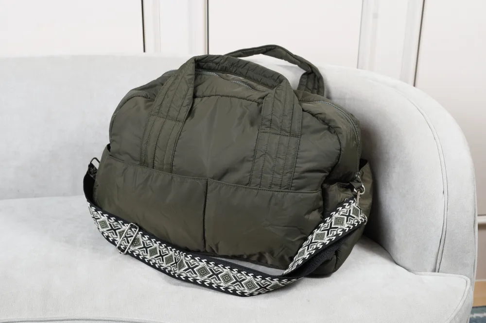 Refined Everyday Shoulder Bag