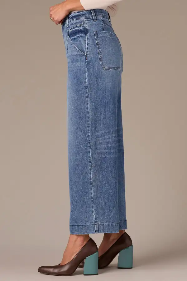 Wyatt  Wide Leg Jeans V-pockets
