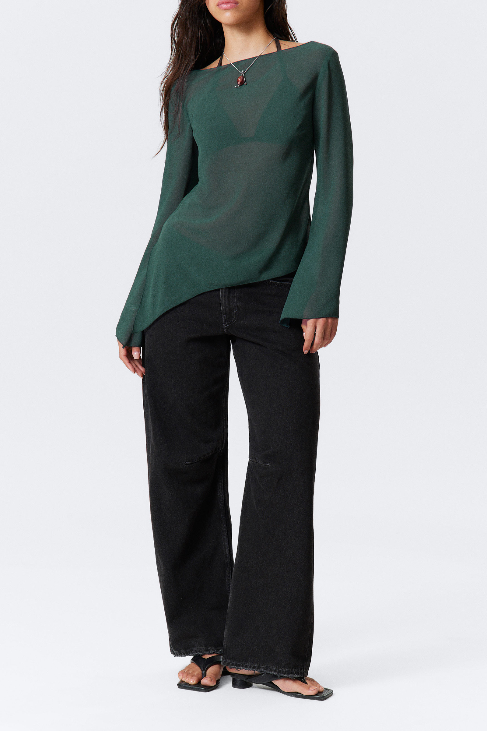 Asymmetric Hem Long Sleeve Blouse