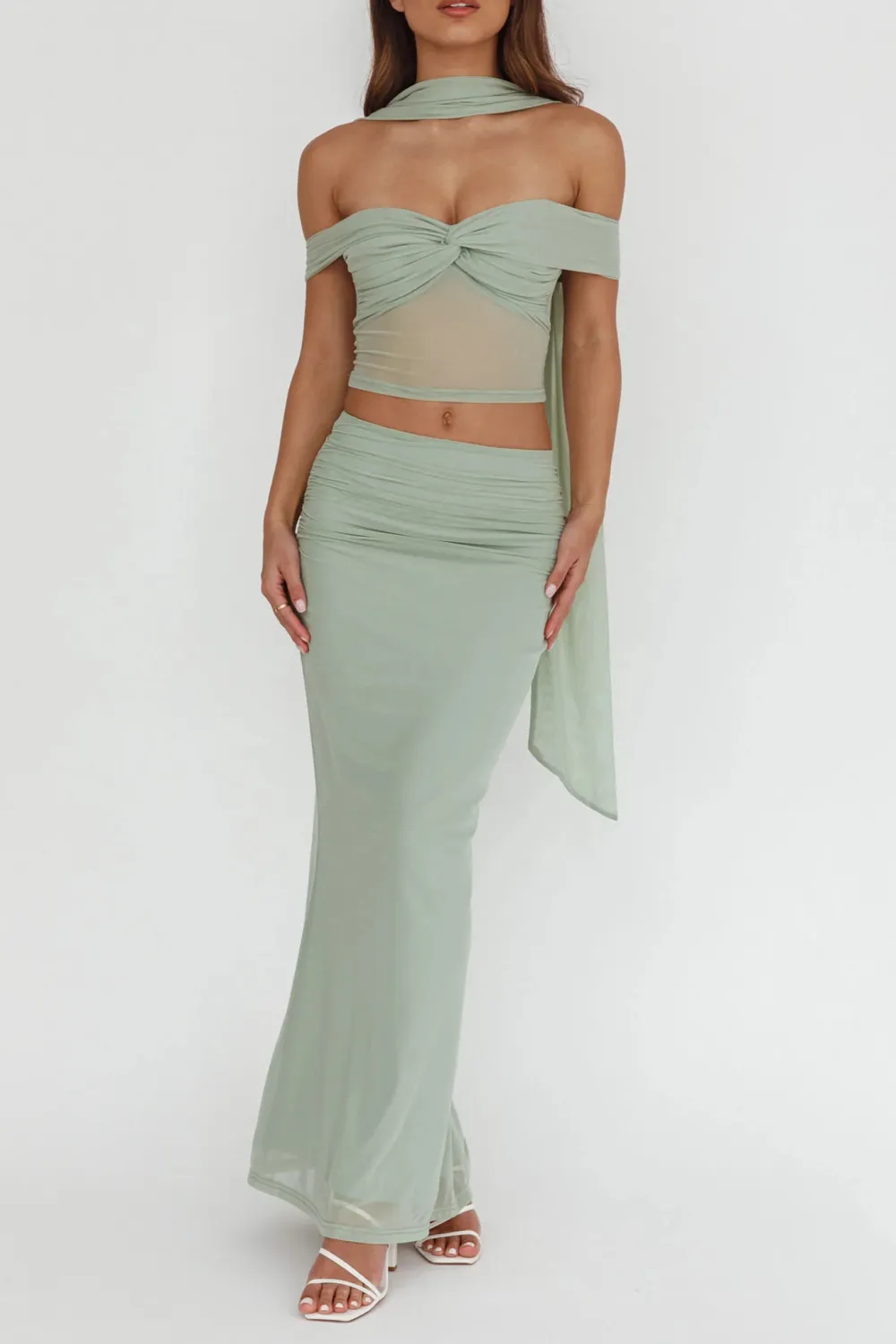 Fashionable And Sweet Off-Shoulder Top