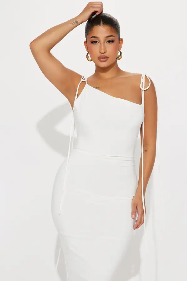 Laurel Backless Maxi Dress - White