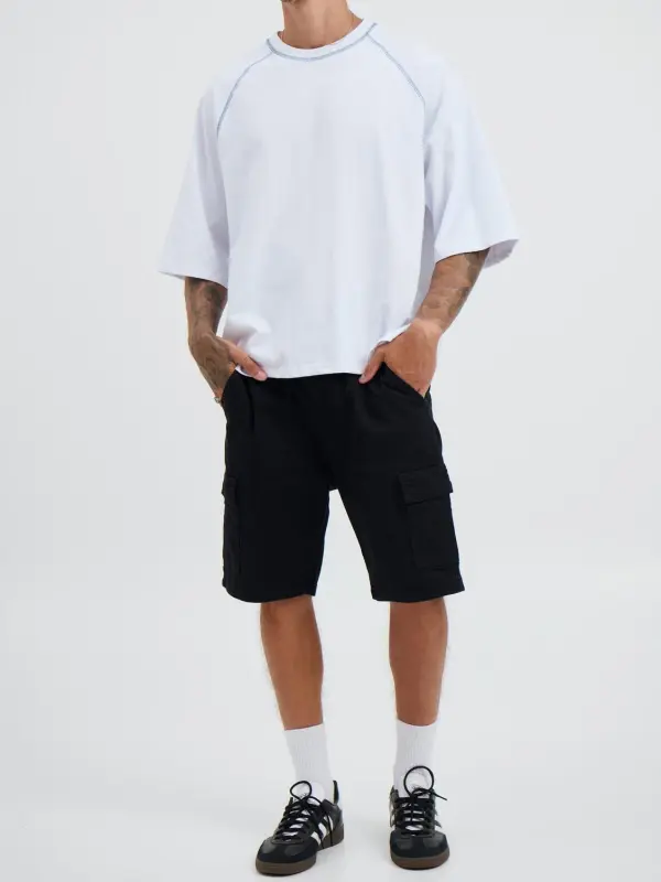 Leisure And Daily Contrast Stitch Raglan White Tee