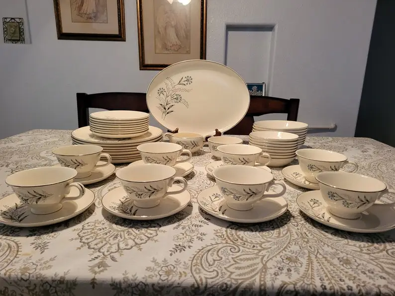 Taylor Smith Versatile Blue and Pink Flower Dinner Set 51pcs