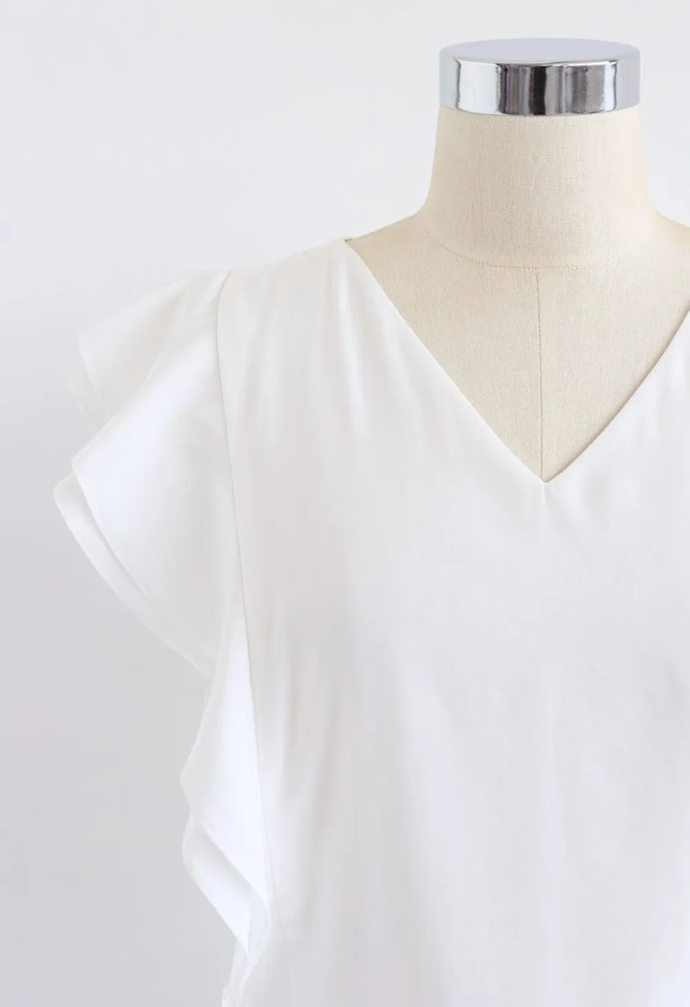 BOWKNOT WAIST SLEEVELESS RUFFLE TOP IN WHITE