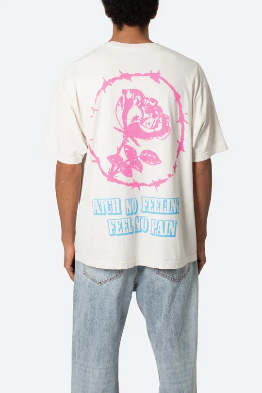 WHITE LOVELESS HEART BARBED WIRE T-SHIRT