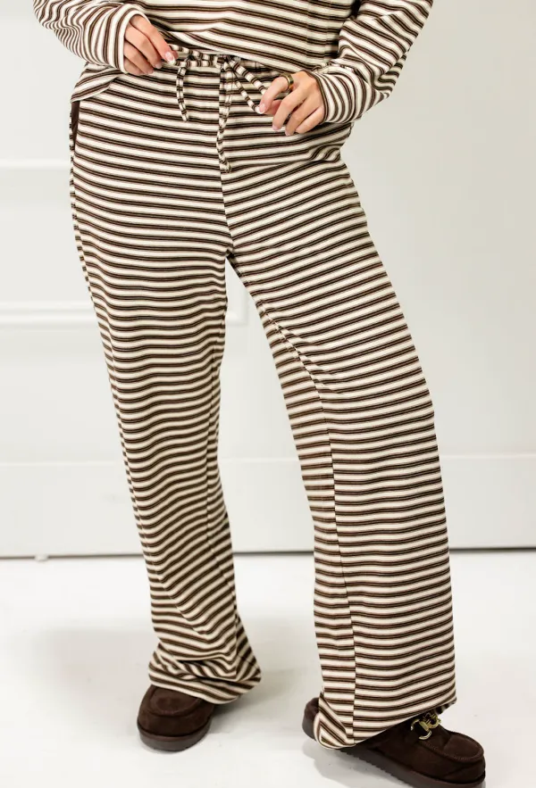 Minimal Striped Set