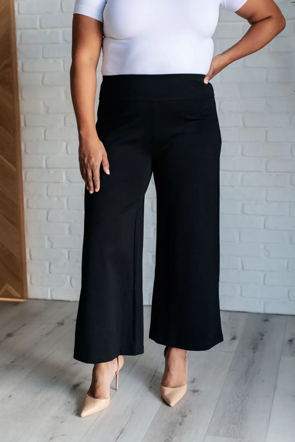 Magic Wide Leg Crop Pants In Black