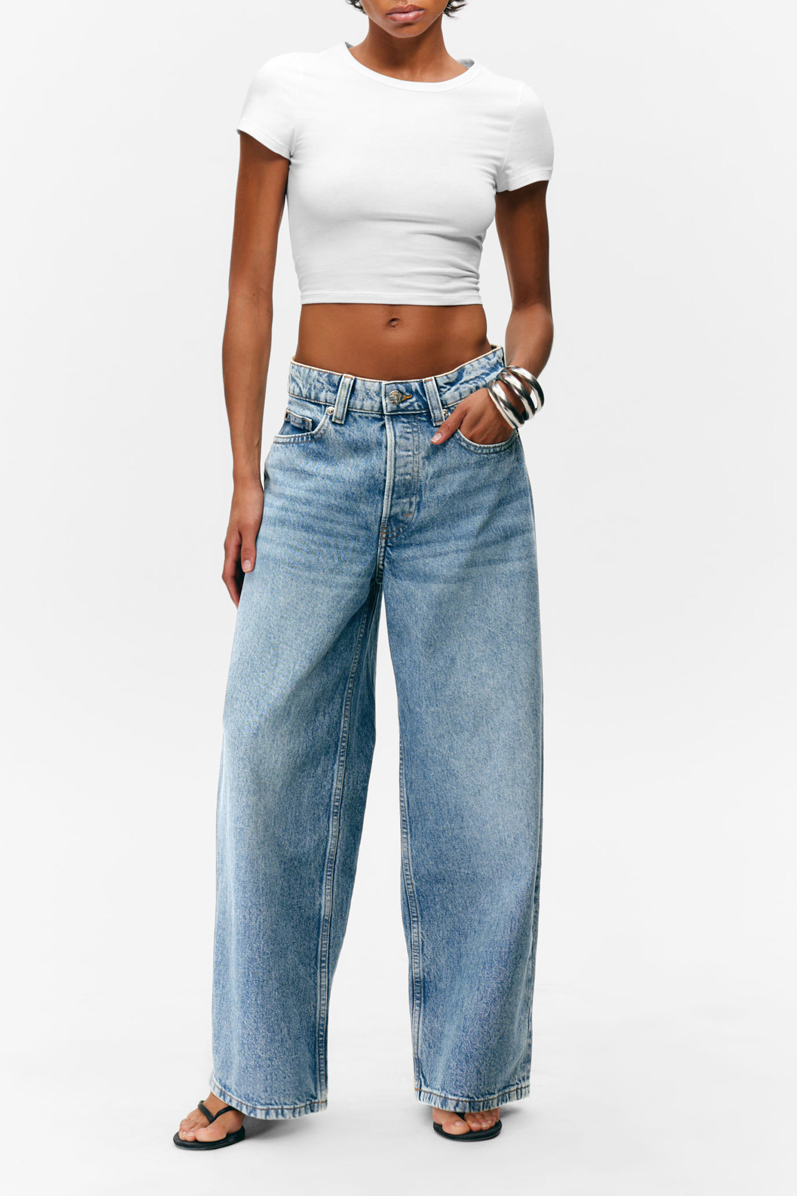 Low Rise Wide Leg Jeans