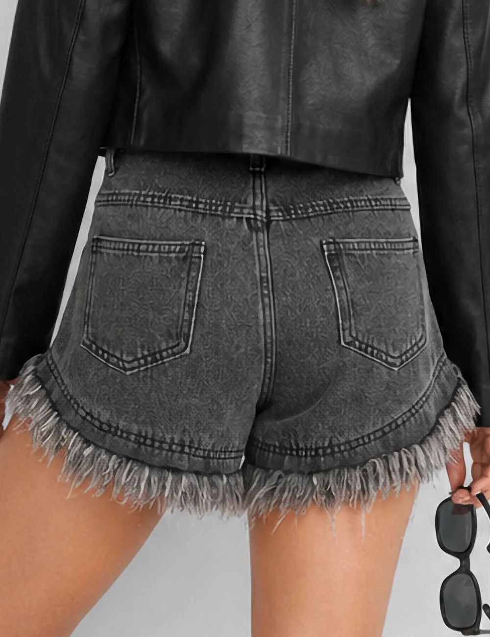 Pocket Frayed Denim Shorts