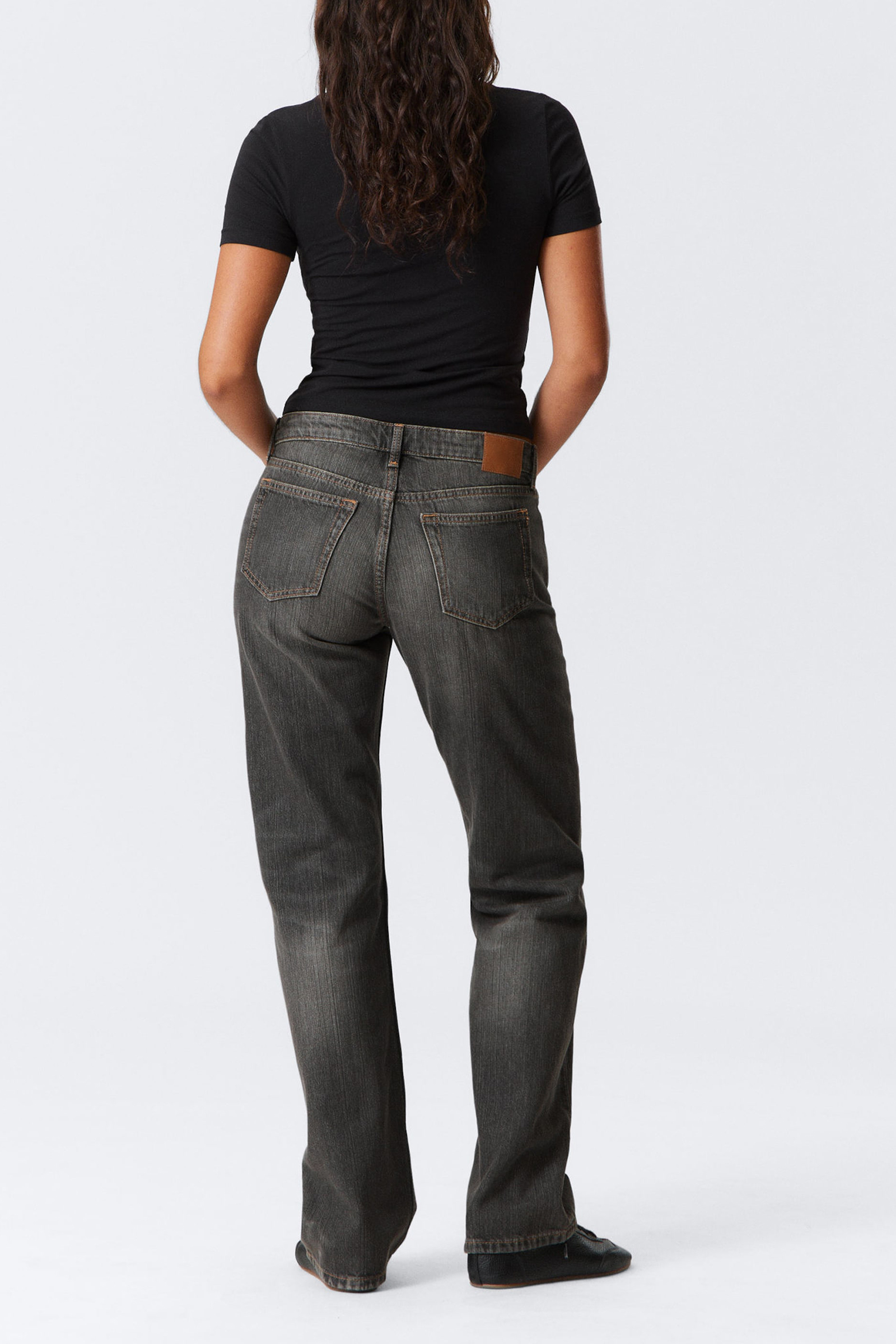 Straight Leg Jeans With Pockets