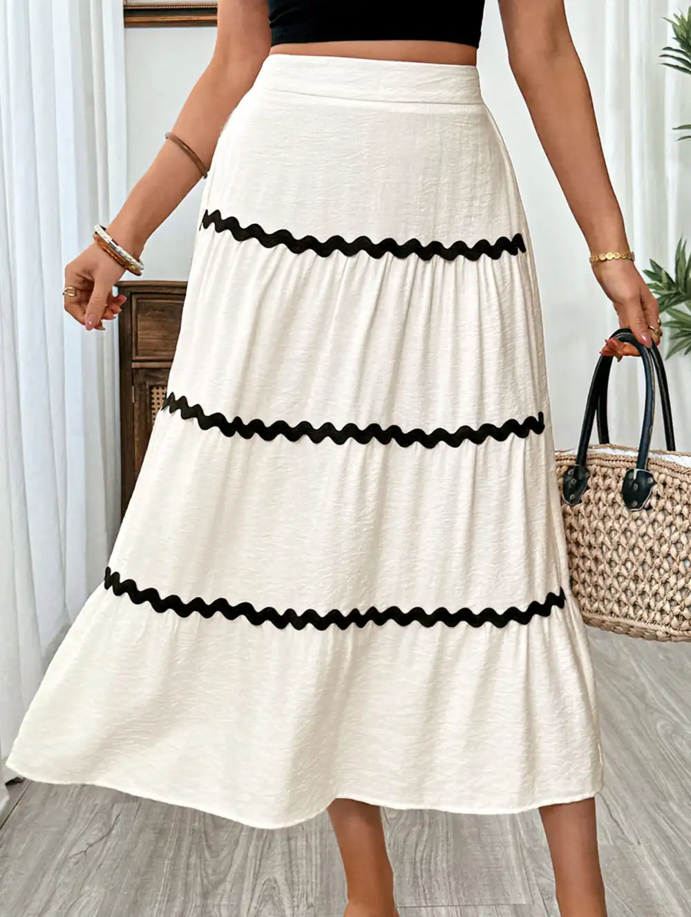 Paneled Elastic Waist Skirt