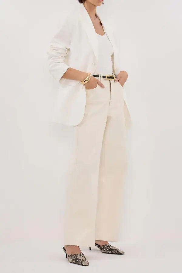 WHITE OVERSIZED BOYFRIEND BLAZER