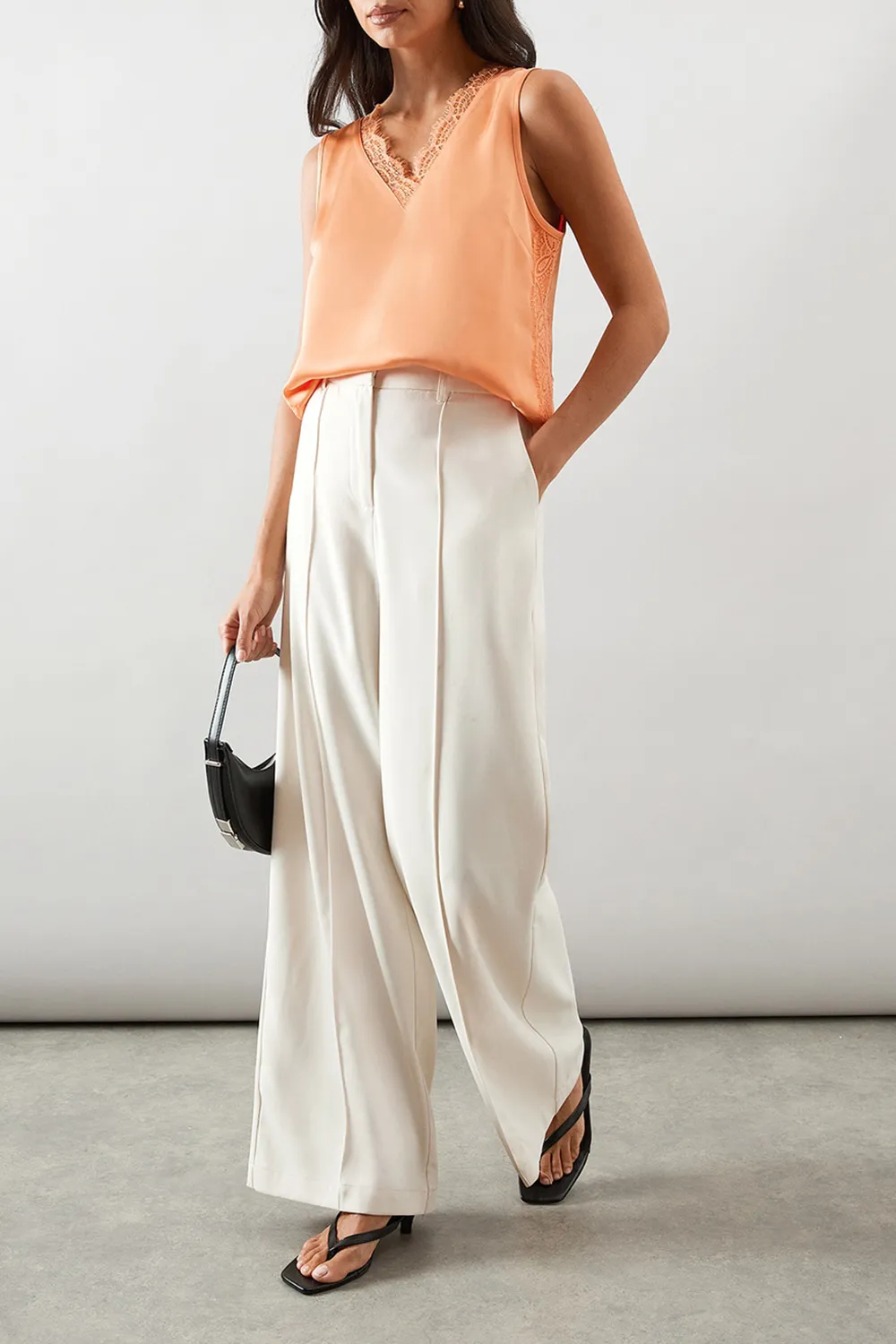 Elegant V-Neck Loose Casual Lace Vest