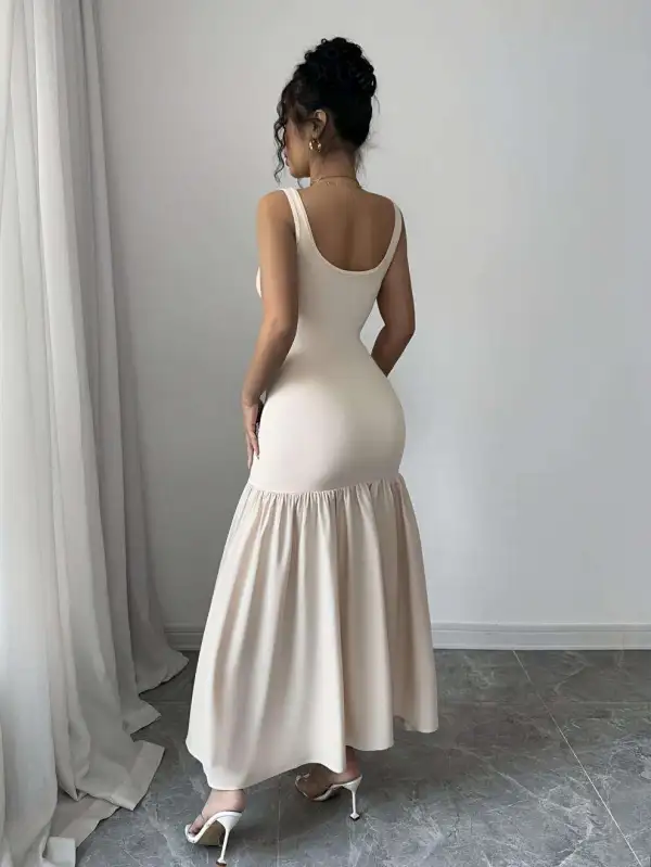 Premium Peach Sleeveless Pleated Waist Maxi Dress