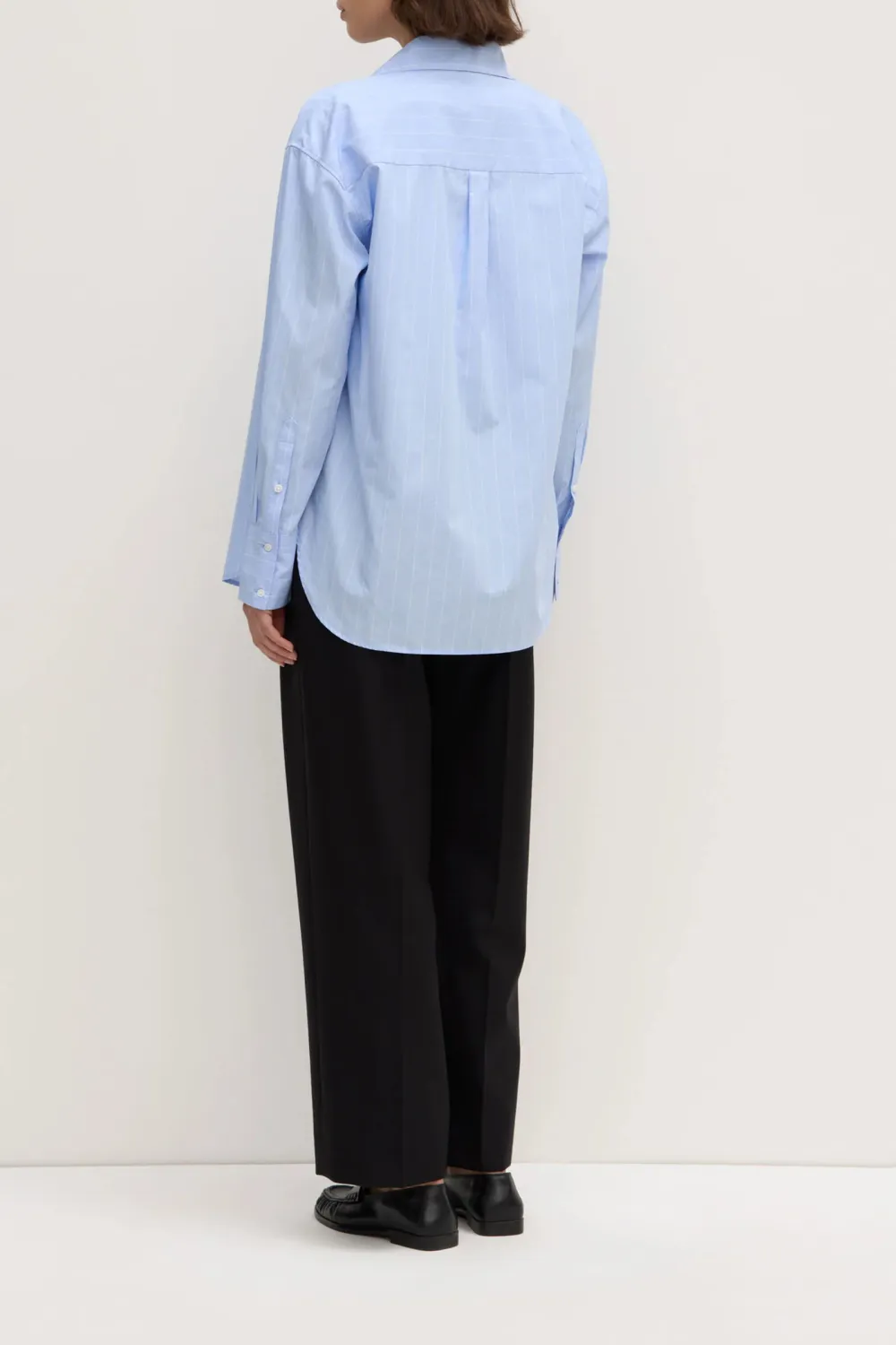 Curved Hem Loose Women's Shirt