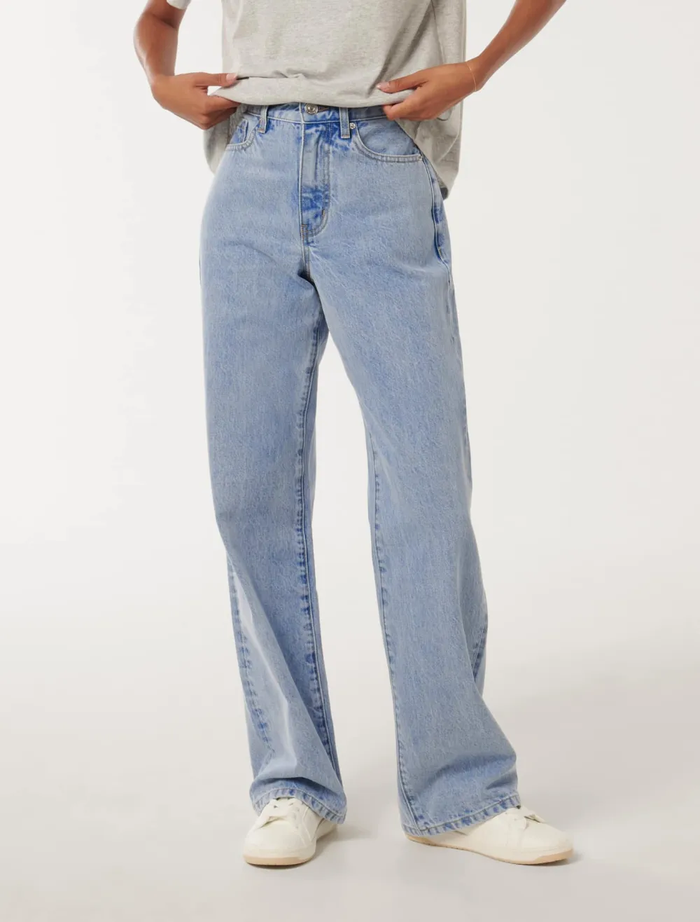 Petite Straight-Leg Jeans