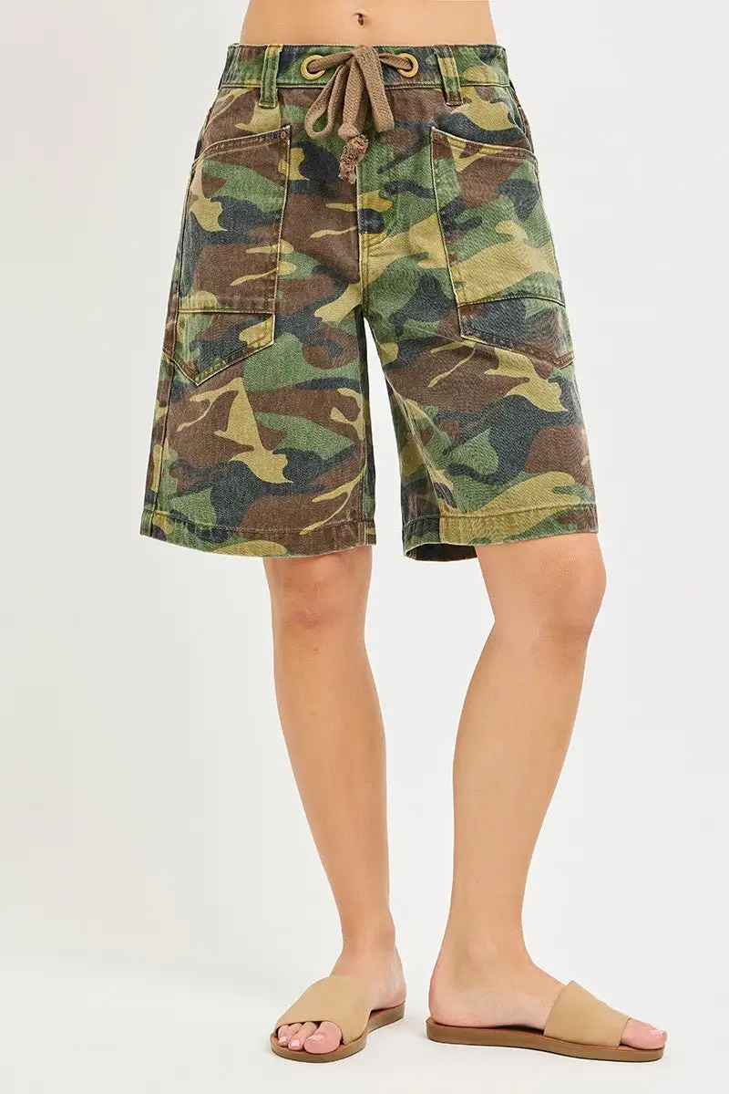 Camo Print Slouchy Casual Shorts