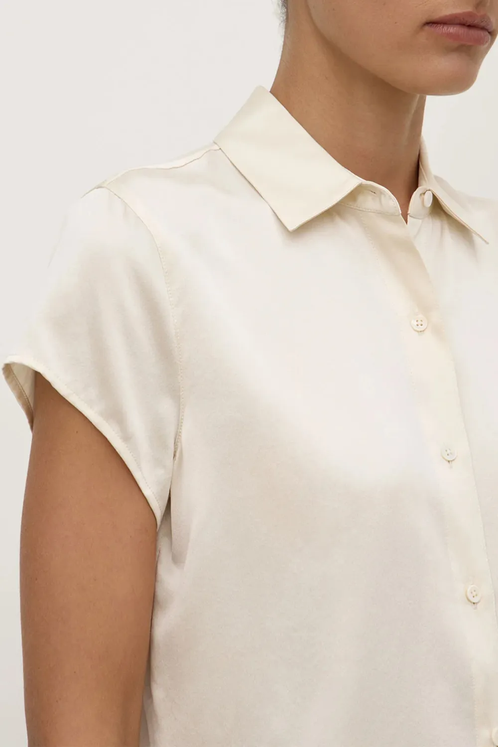 Women's Silk Short Sleeved Shirt