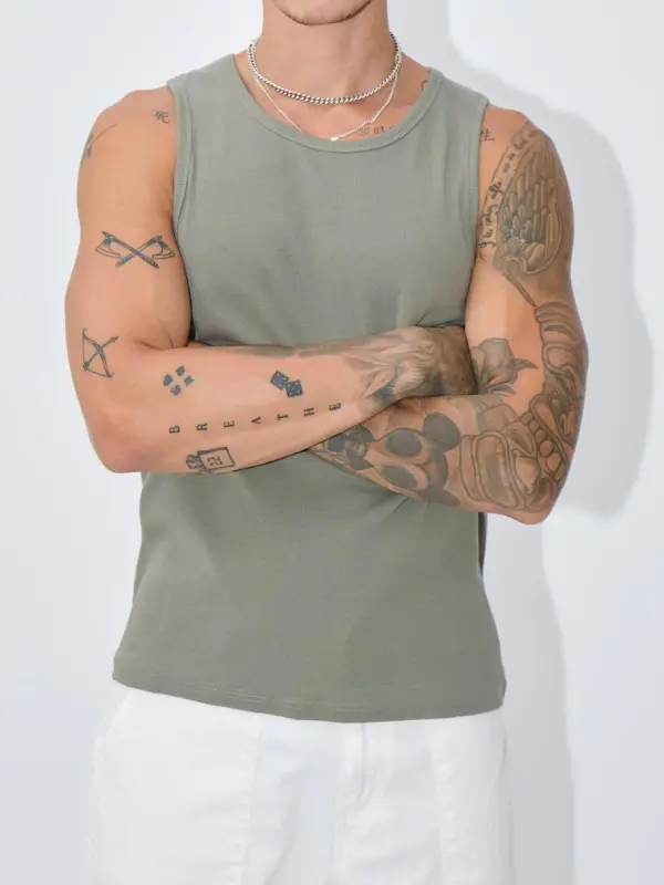 Simple And Soft Versatile Army Green Tank Tops