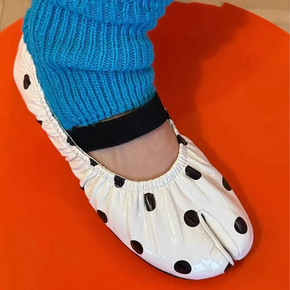 Glossy Polka Dot Tabi Flats