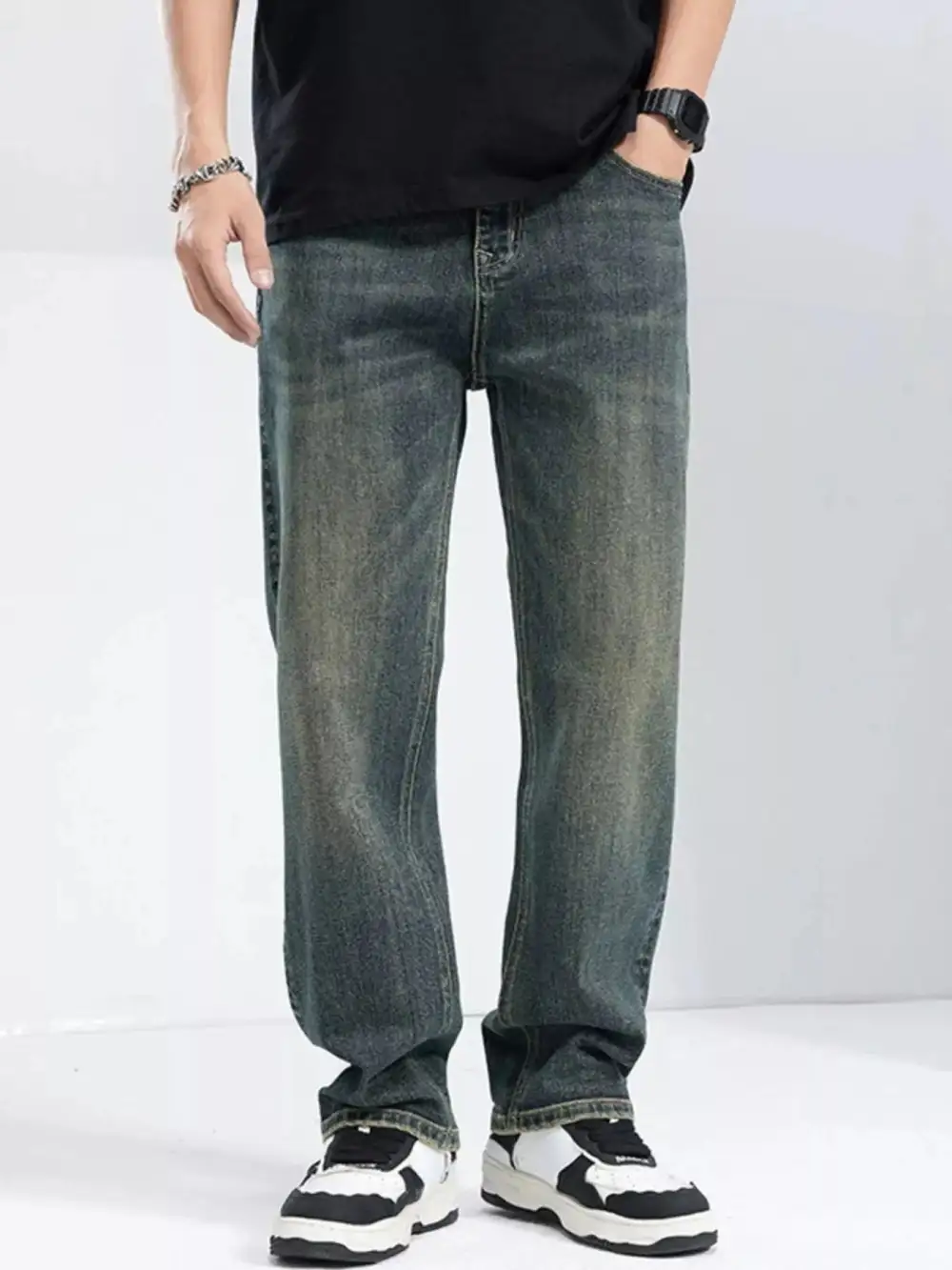 Classic Washed Wide Leg Jeans