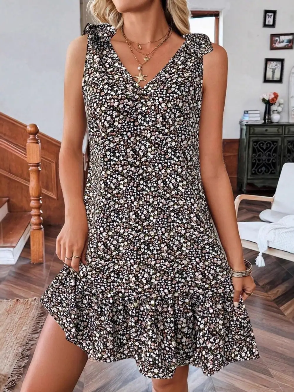 Textured Detail Floral Printed Ruffle Mini Dress