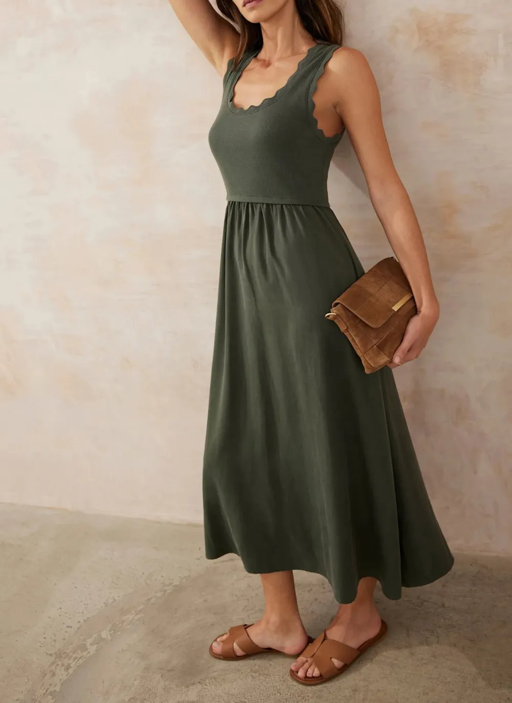 Casual Style Scallop Midi Dress