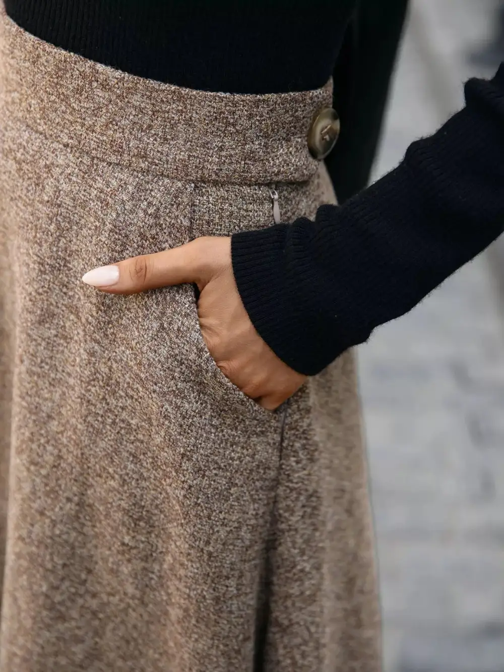 Line Line Midi Skirt